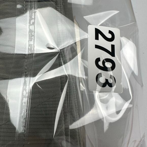 Lululemon Beyond The Studio Crop Pants Womens 8 Grey Sage Comfort Active Casual - Picture 12 of 13